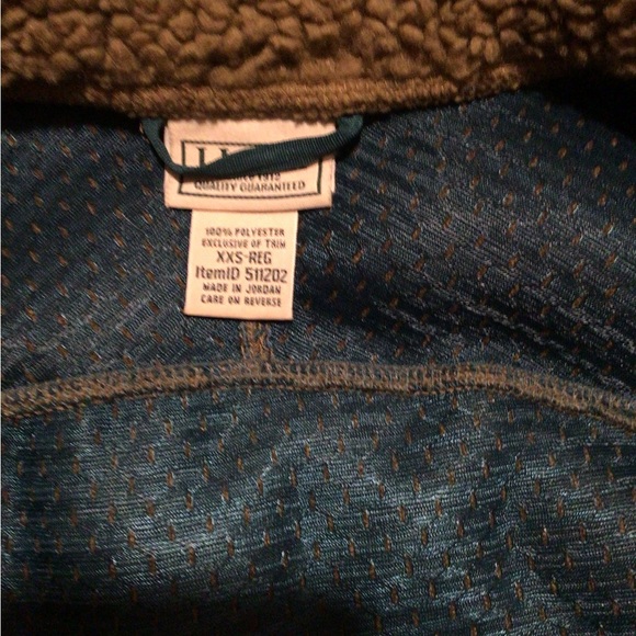 Like new LL Bean vest. - Picture 3 of 3